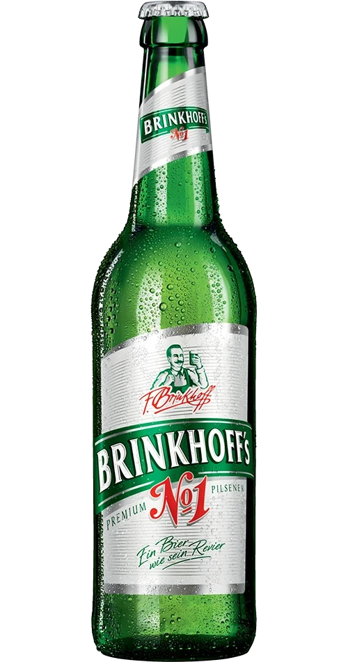 Eine grüne Bierflasche mit Kondenswasser und einem weißen Etikett.